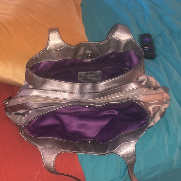 Coach Bag - Picture 8 of 14